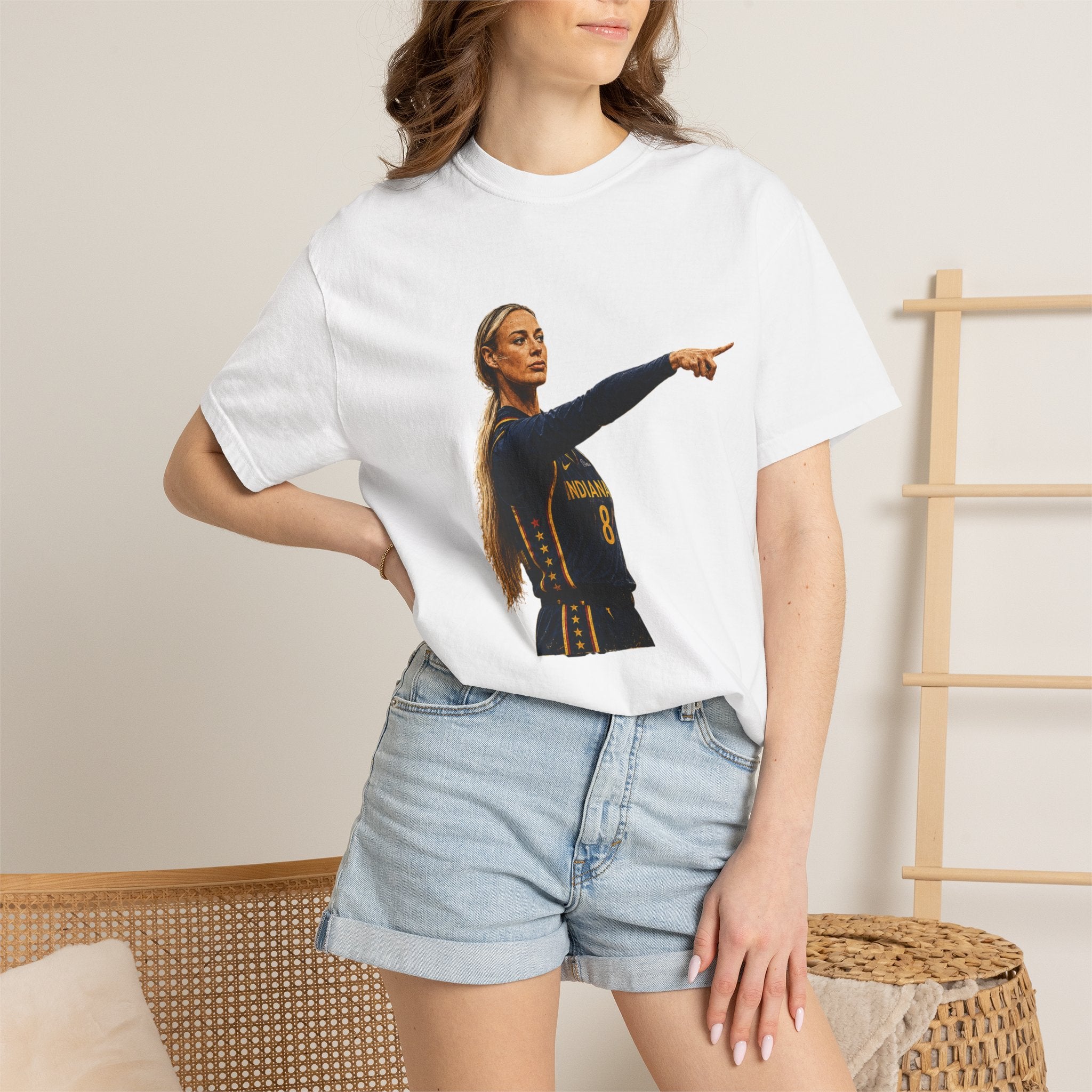 Sophie Cunningham - Pointing Graphic Tee